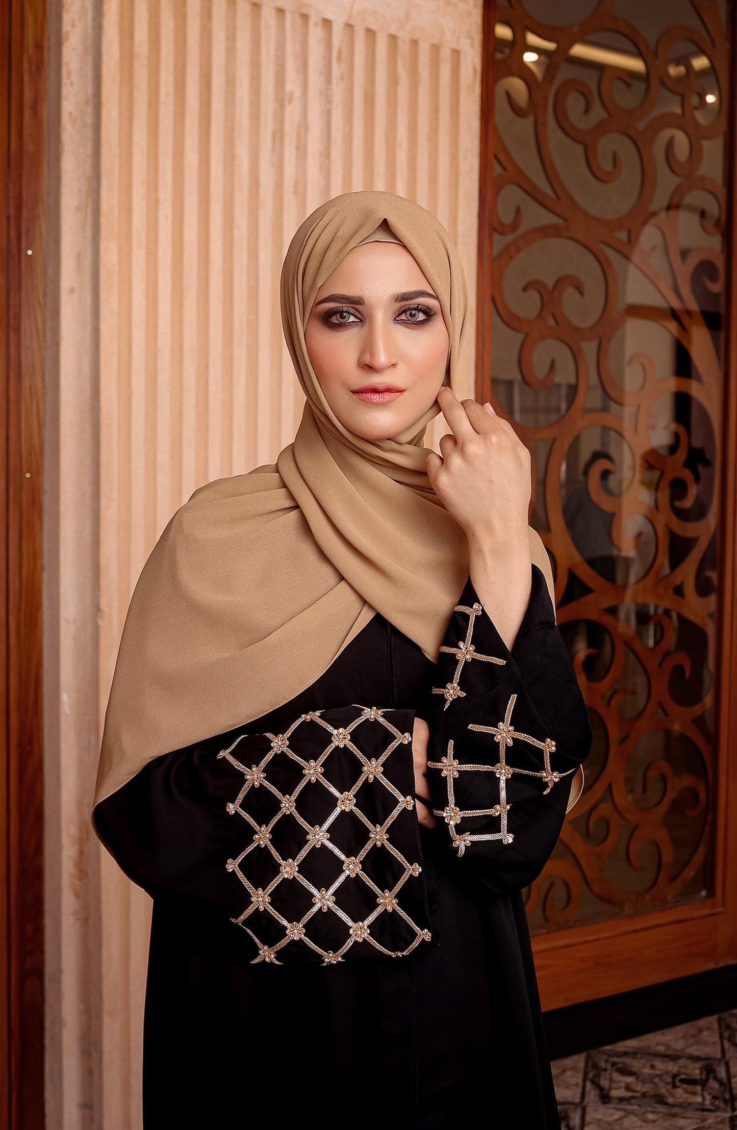 Signature Black Abaya