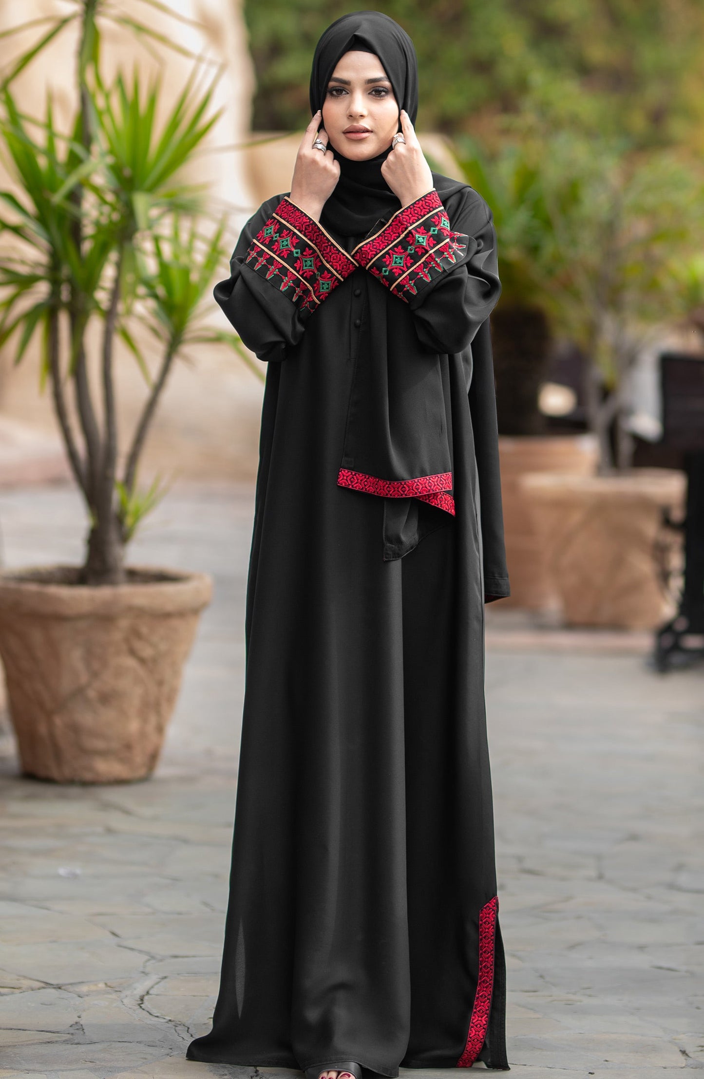 Black Noir Abaya