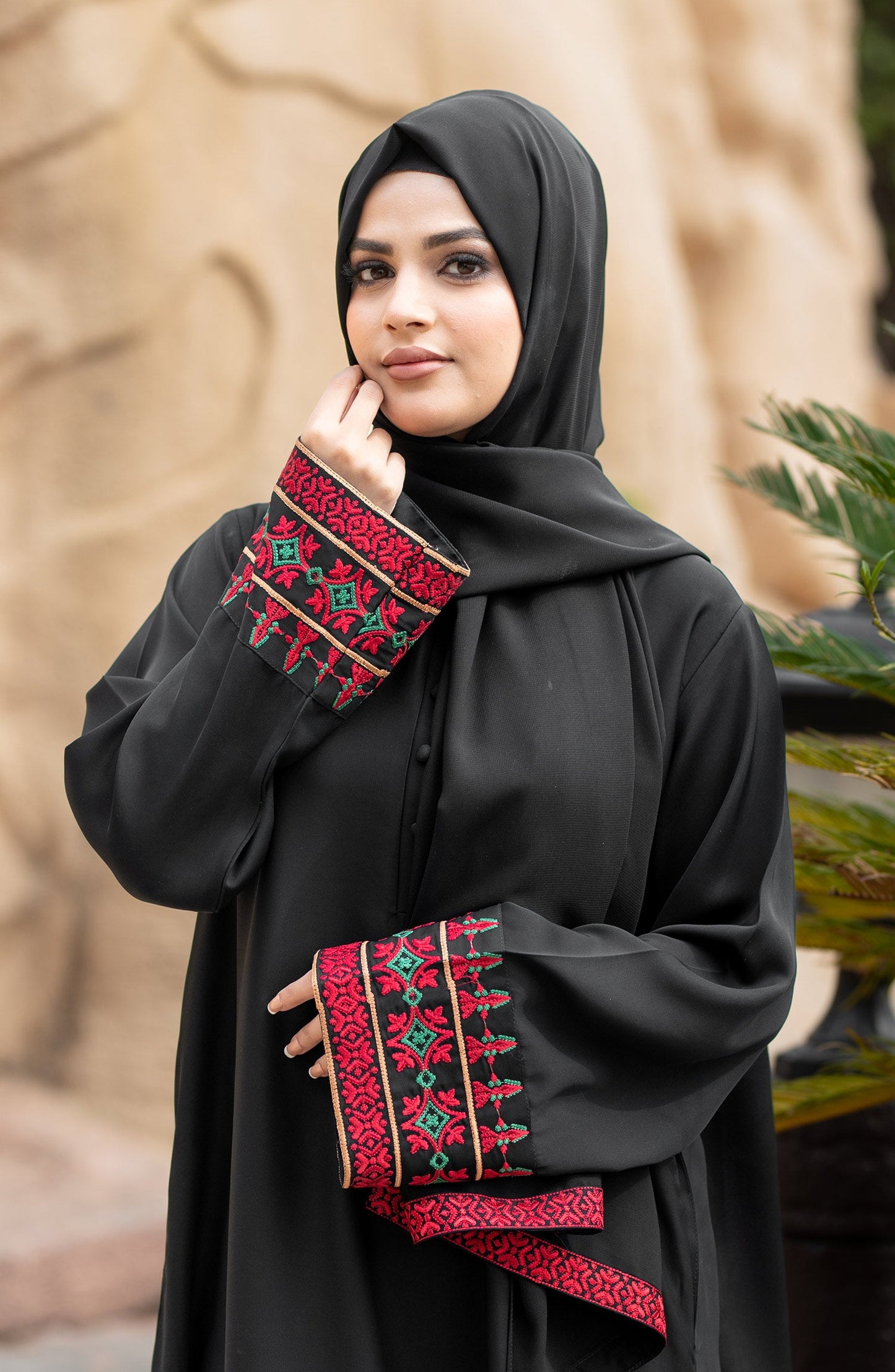 Black Noir Abaya