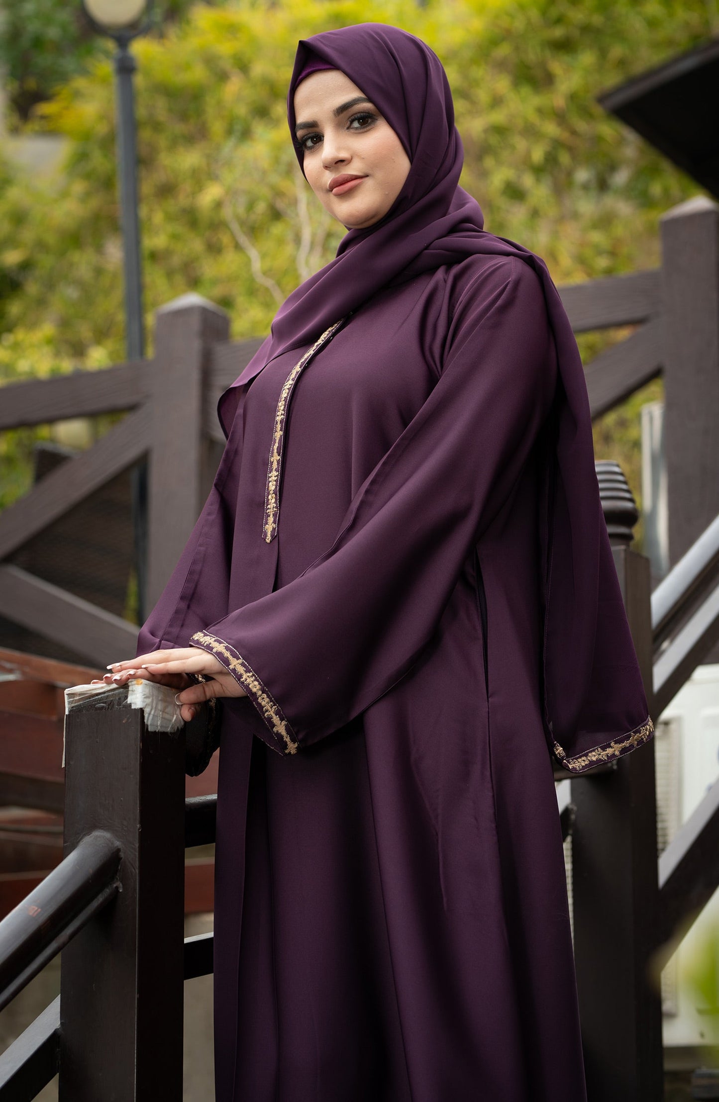 Raisin Purple Abaya